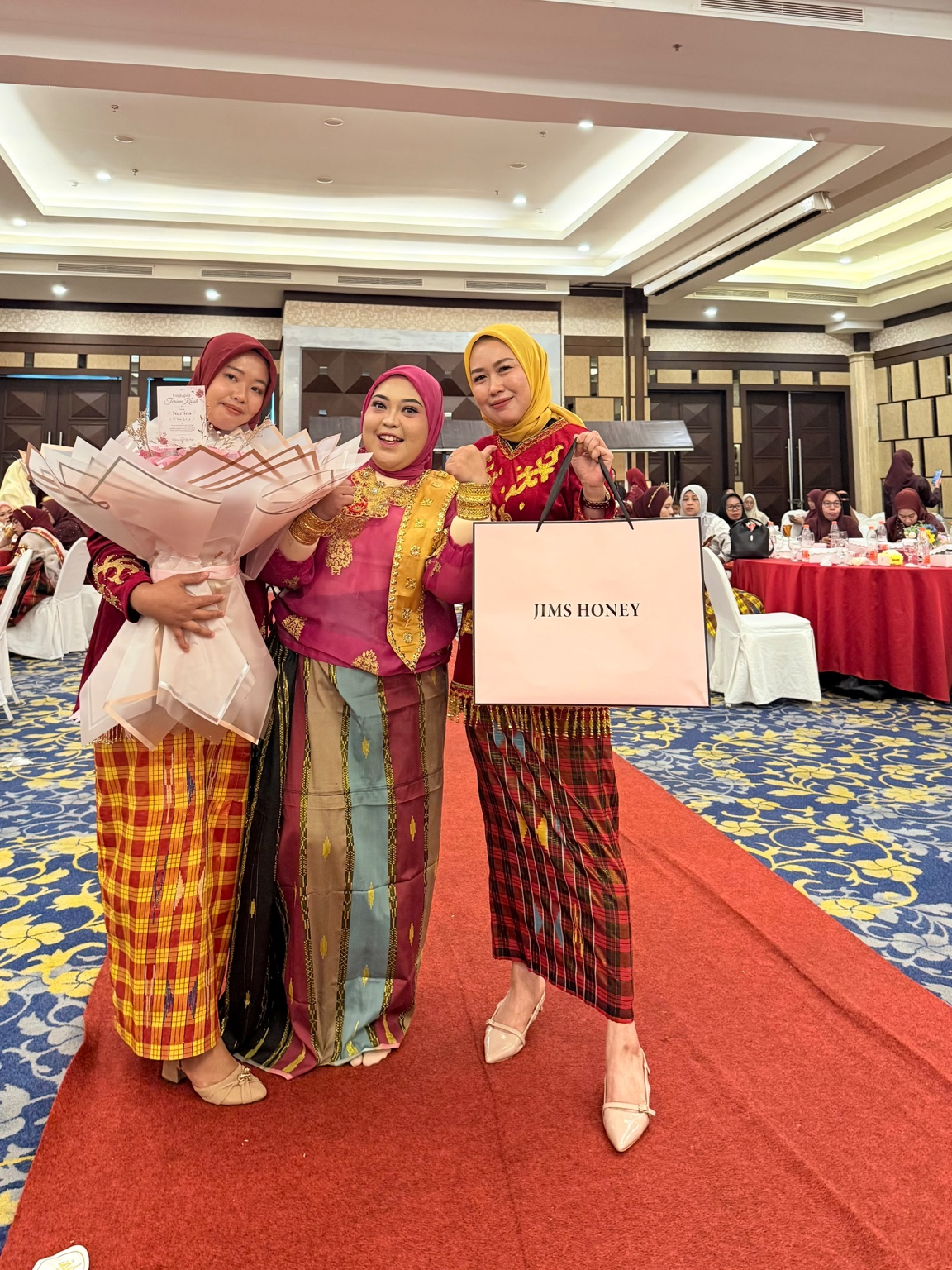 Pencapaian dan reward Erna Ningsih bersama DRAZRA